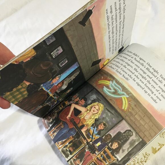 Taylor Swift : Biography by Wendy Loggia (2023) Little Golden Book Series - Picture 7 of 7